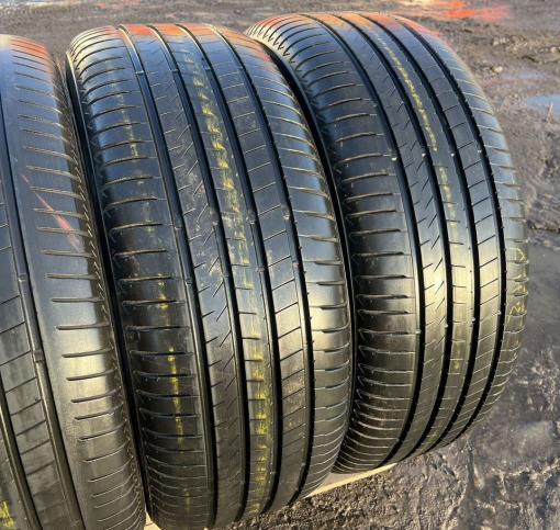 Bridgestone Alenza 001 275/50 R22