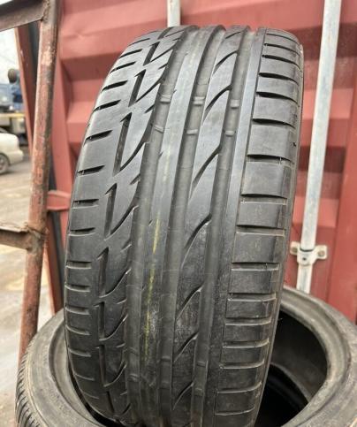 Bridgestone Potenza S001 225/35 R19