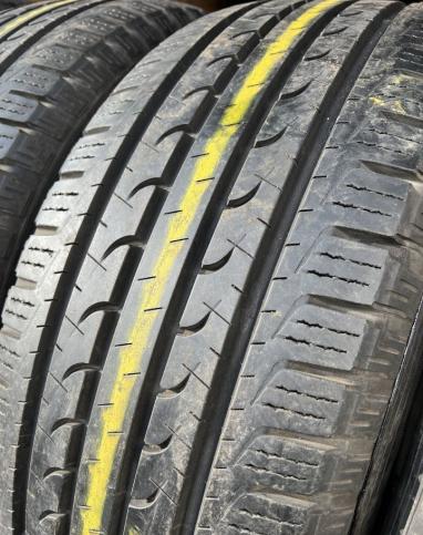 Goodyear EfficientGrip SUV 4x4 245/60 R18