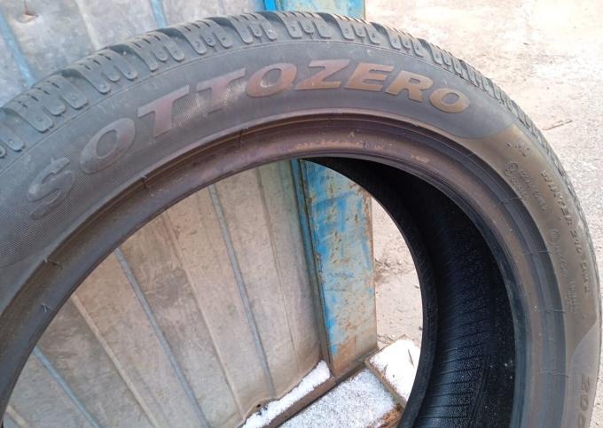 Pirelli Winter Sottozero 210 Serie II 205/50 R17