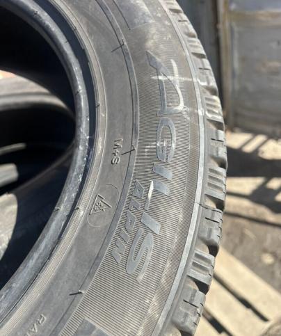 Michelin Agilis Alpin 205/65 R16C