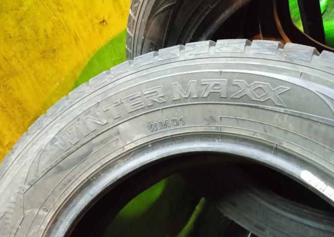 Dunlop Winter Maxx WM01 185/65 R15