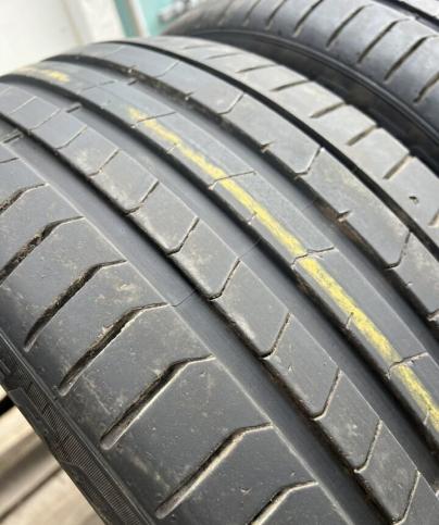 Pirelli P Zero PZ4 245/45 R19