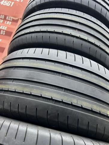 Goodyear Eagle F1 Asymmetric 3 245/45 R19 и 275/40 R19