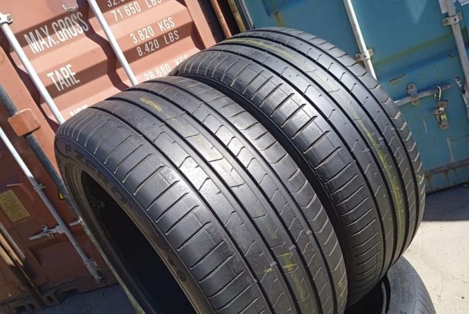 Pirelli P Zero PZ4 275/40 R20