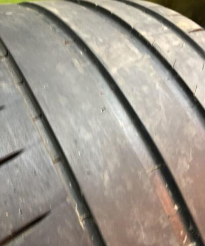 Michelin Pilot Sport 4 315/30 R21