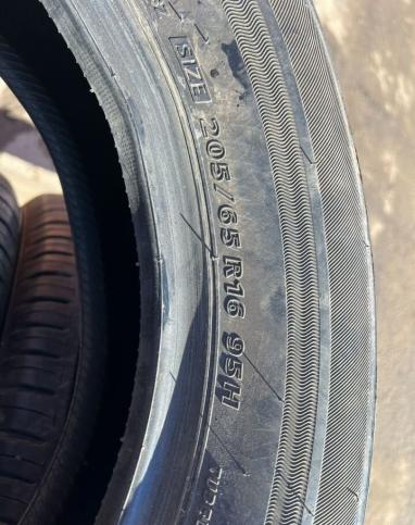 Bridgestone Ecopia NH100 205/65 R16