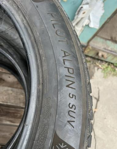 Michelin Pilot Alpin 5 SUV 275/50 R20