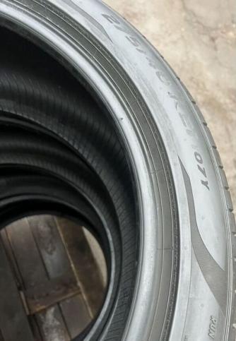 Pirelli P Zero PZ4 275/40 R21