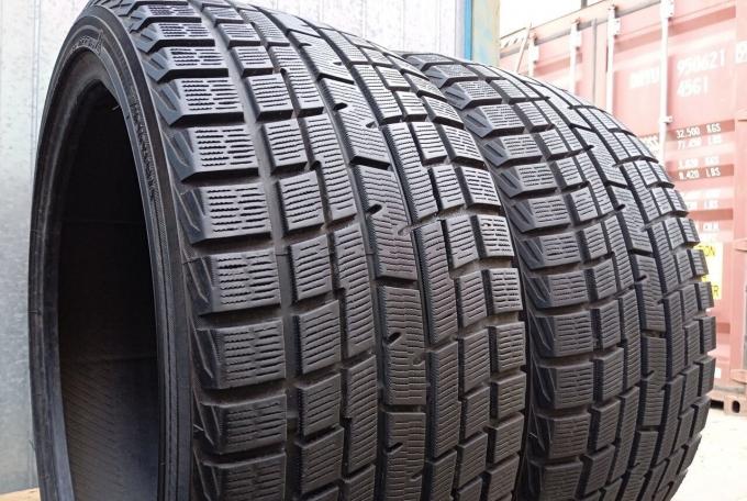 Yokohama Ice Guard IG30 255/35 R19