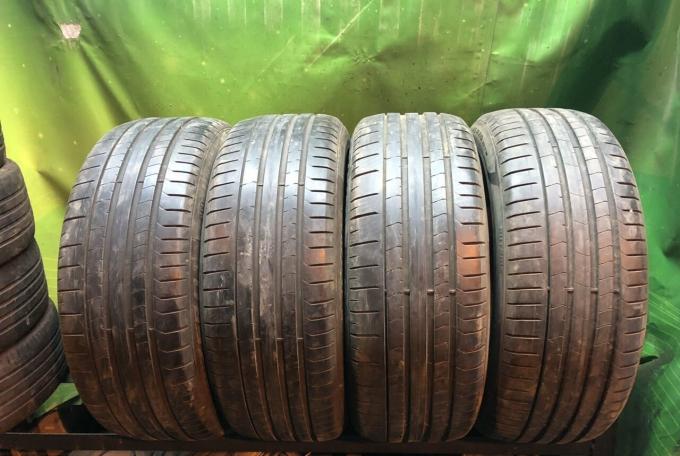 Pirelli P Zero PZ4 245/45 R20