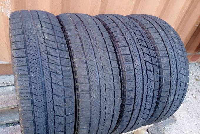 Bridgestone Blizzak VRX 185/65 R15