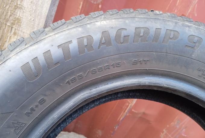 Goodyear UltraGrip 9 195/65 R15