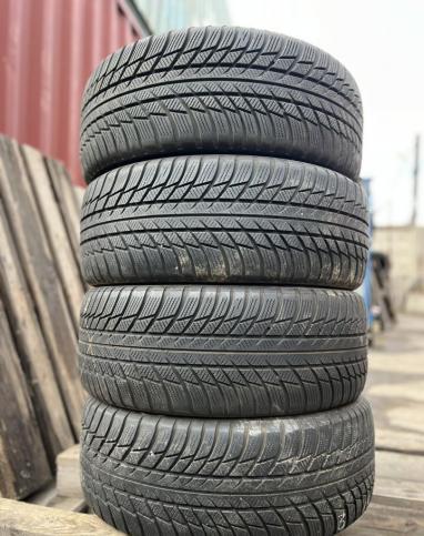 Bridgestone Blizzak LM-001 225/45 R18