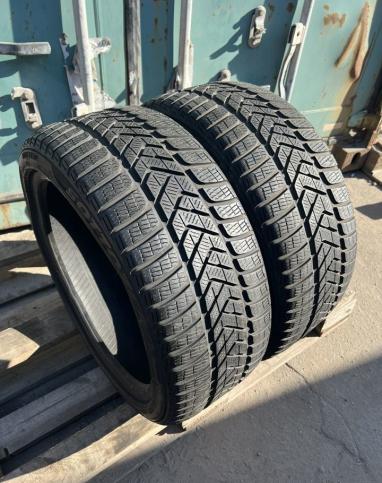 Pirelli Winter Sottozero 3 235/40 R18