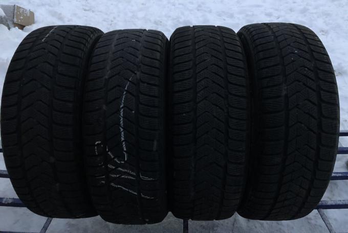 Pirelli Winter Sottozero 3 215/55 R18