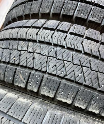 Bridgestone Blizzak VRX2 195/65 R15