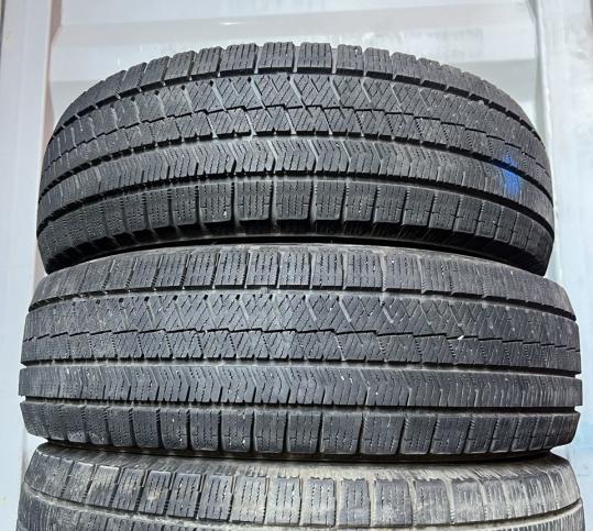 Bridgestone Blizzak VRX2 185/65 R15