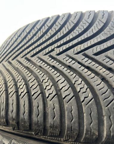 Michelin Alpin 5 215/55 R16