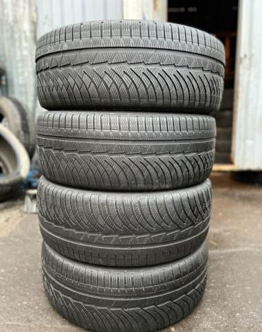 Michelin Pilot Alpin 4 235/50 R18