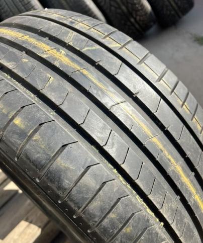 Pirelli P Zero PZ4 275/35 R22