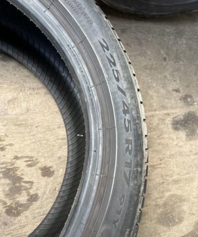 Pirelli Cinturato P7 (P7C2) 225/45 R17