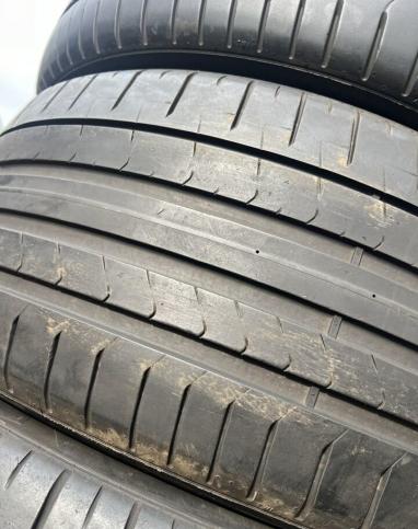 Pirelli P Zero PZ4 255/40 R20