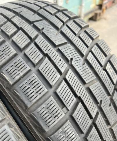Yokohama Ice Guard IG30 205/55 R16