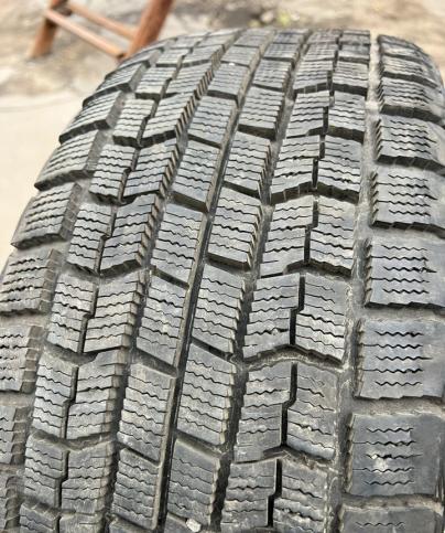 Goodyear Ice Navi Zea 225/45 R17