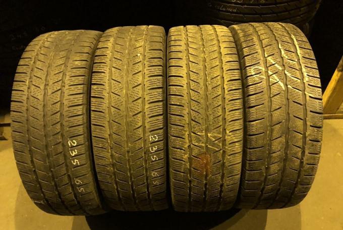 Continental VanContact Winter 235/65 R16C