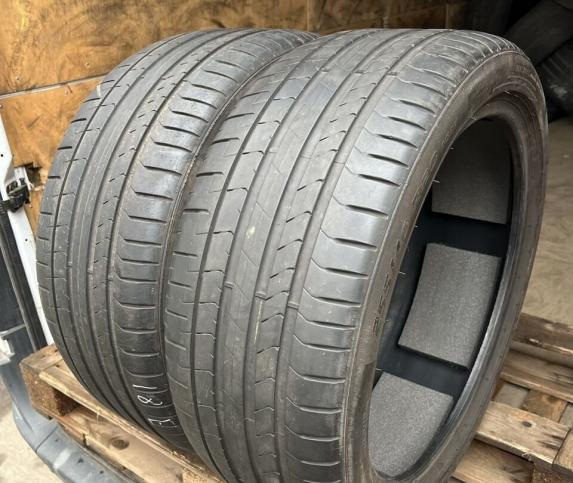 Pirelli P Zero PZ4 255/40 R20