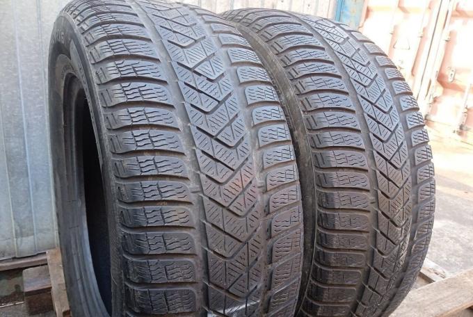 Pirelli Winter Sottozero 3 235/60 R16