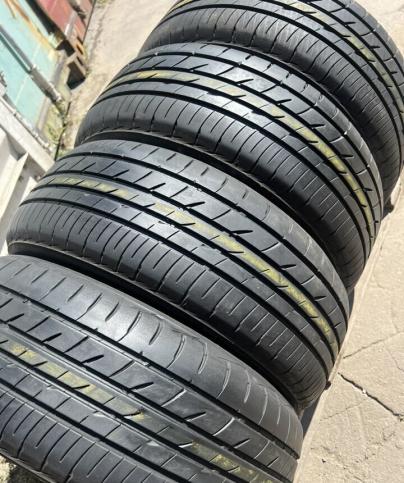 Bridgestone Playz PZ-X 205/50 R17