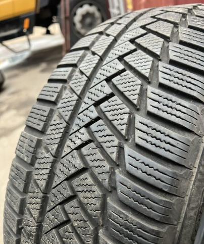 Continental ContiWinterContact TS 850 P 215/50 R18