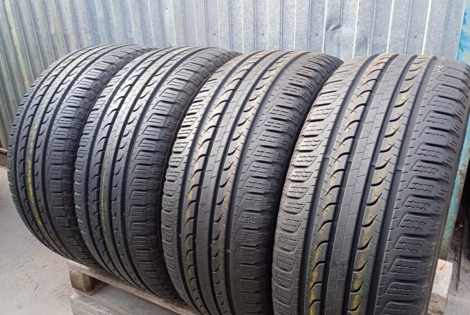 Goodyear EfficientGrip SUV 265/50 R20