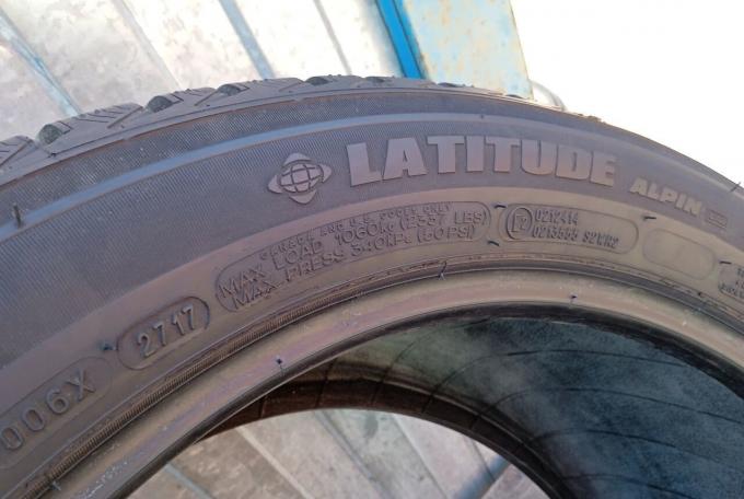 Michelin Latitude Alpin LA2 295/40 R20