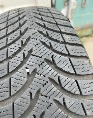 Michelin Alpin 4 185/65 R15