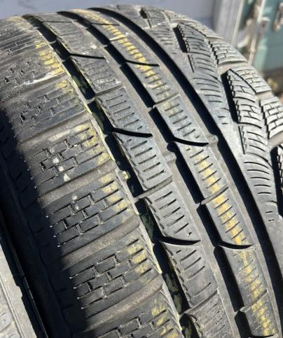 Pirelli Winter Sottozero 240 Serie II 255/40 R20