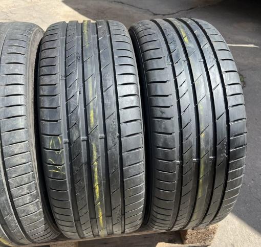 Kumho Ecsta PS71 245/40 R20