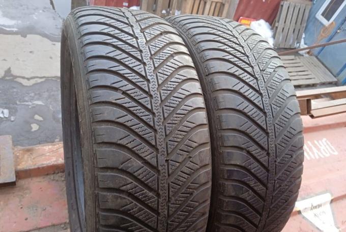 Goodyear Vector 4Seasons 205/60 R16