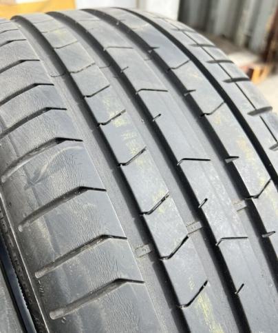 Pirelli P Zero PZ4 225/45 R19