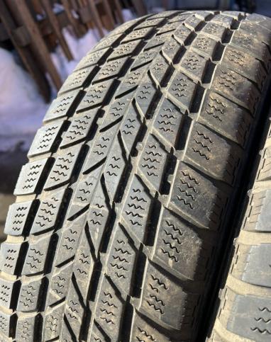 Hankook Winter Radial W400 215/70 R16