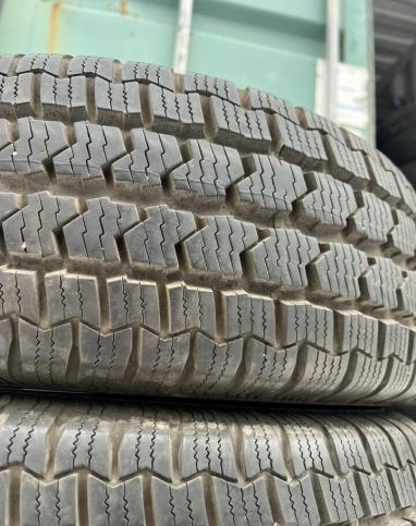 Continental VancoFourSeason 2 205/65 R16C
