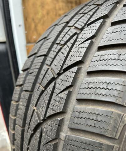 Hankook Winter I'Cept Evo W310 255/40 R19