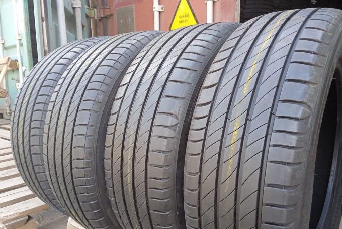 Michelin Primacy 4 215/60 R17