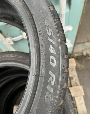 Pirelli Winter Sottozero 3 245/40 R18