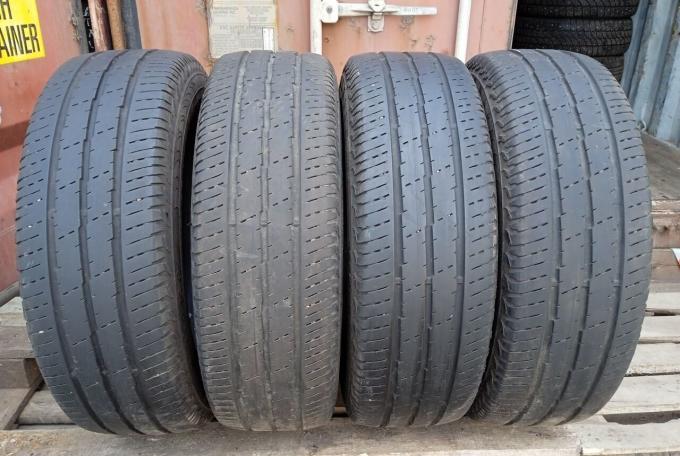 Continental Vanco 2 205/65 R16C