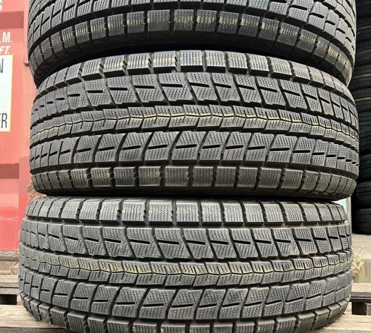 Dunlop Winter Maxx SJ8 265/70 R16