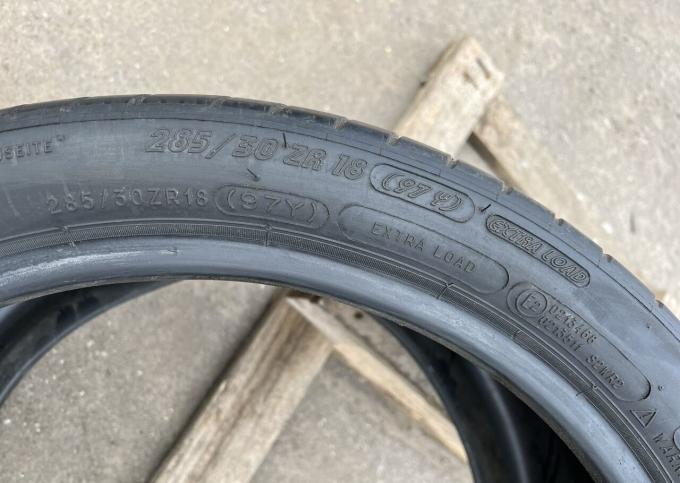 Michelin Pilot Sport Cup 2 285/30 R18