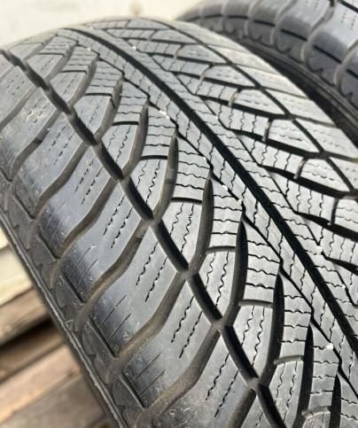 Goodyear UltraGrip 8 Performance 205/60 R16
